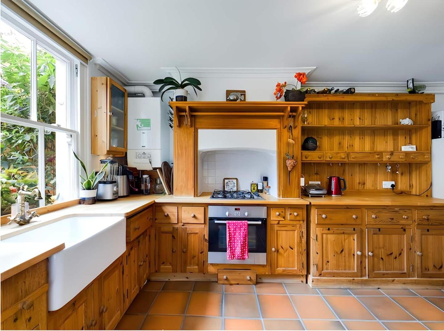The Clapham Apartment With Private Patio London Exteriör bild